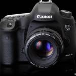 La canon 5d es una reflex de enormes prestaciones, cada vez mas usada no solo para fotos sino para grabrar video.